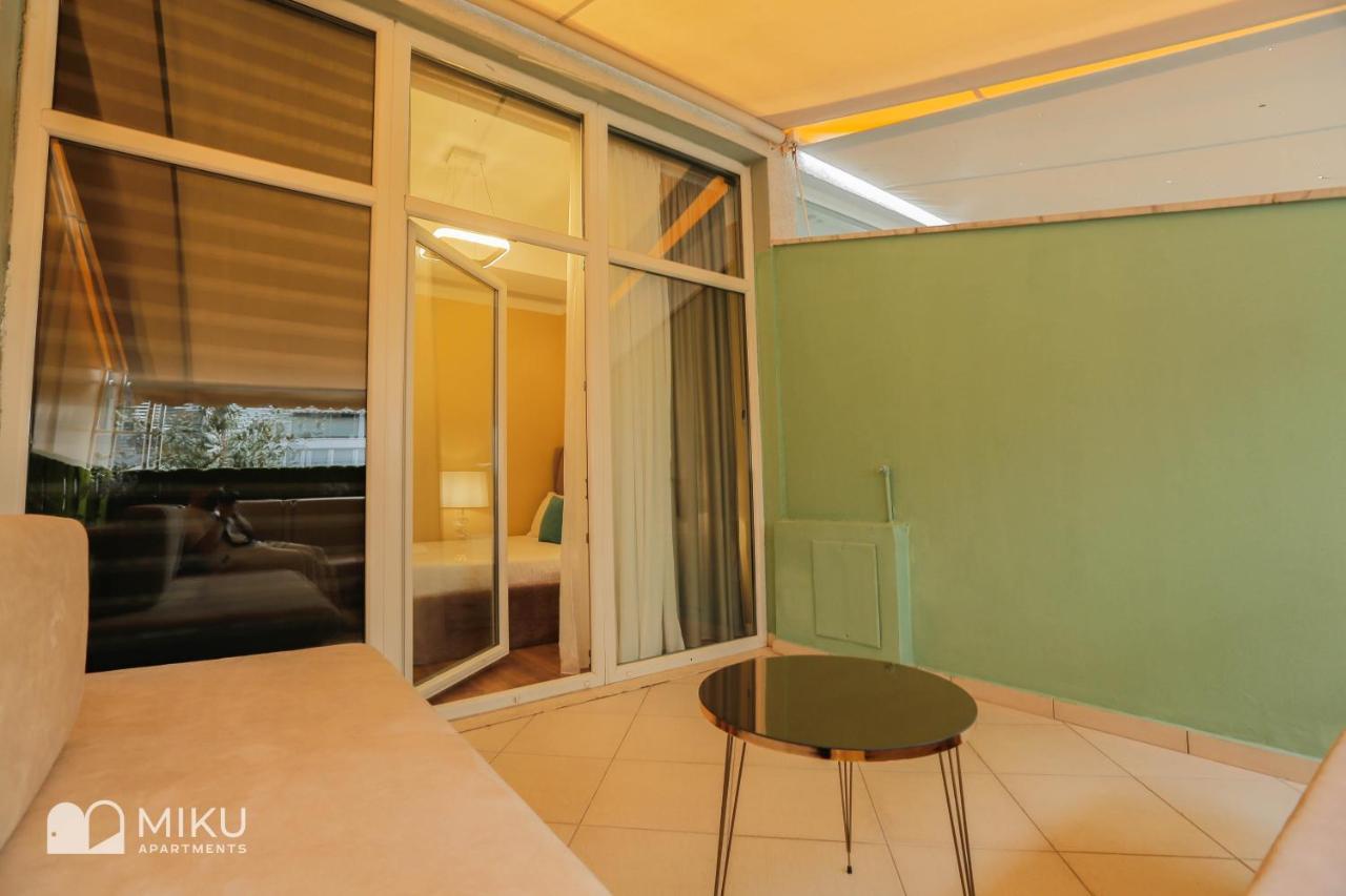 Miku Apartment - Perfect 1Bedroom At Komuna E Parisit Tirana Exterior foto